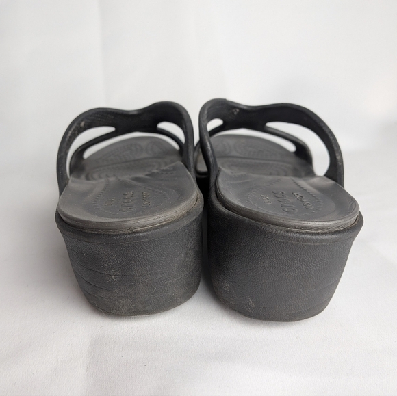 CROCS Women Wedge Sandals Size 6 Dark Gray Black Color - Picture 4 of 9